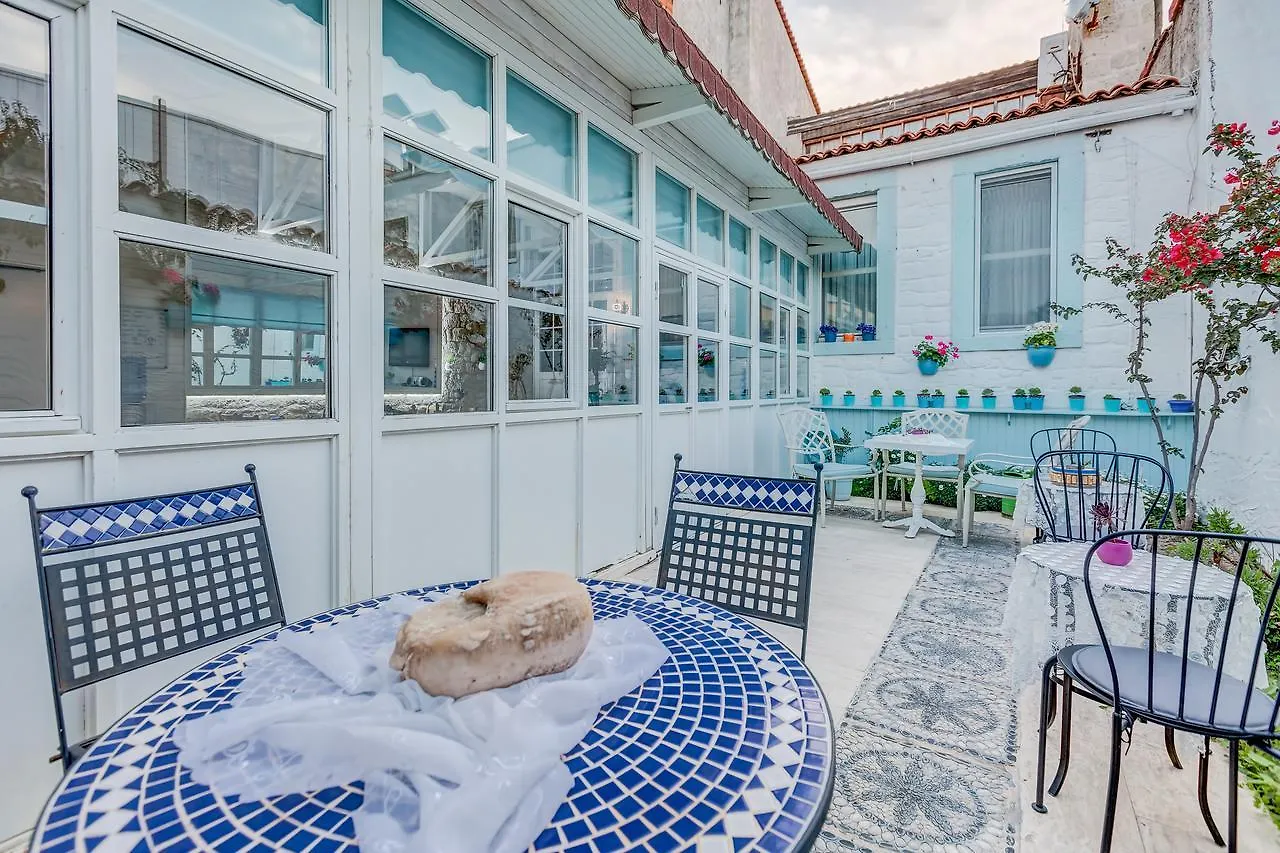 Beyazhan Hotel Alaçatı