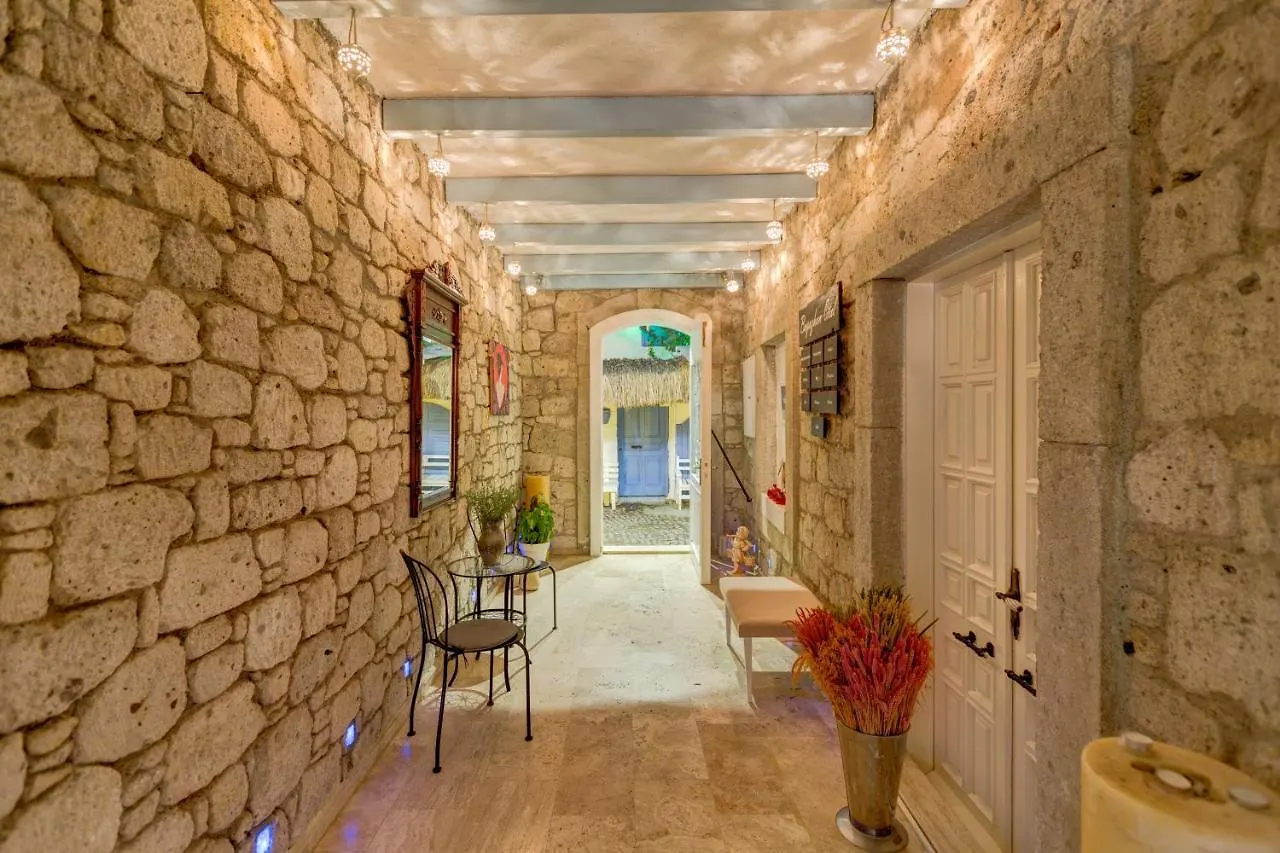 Beyazhan Hotel Alaçatı