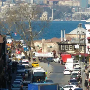 oteli̇ zi̇yaret edi̇n